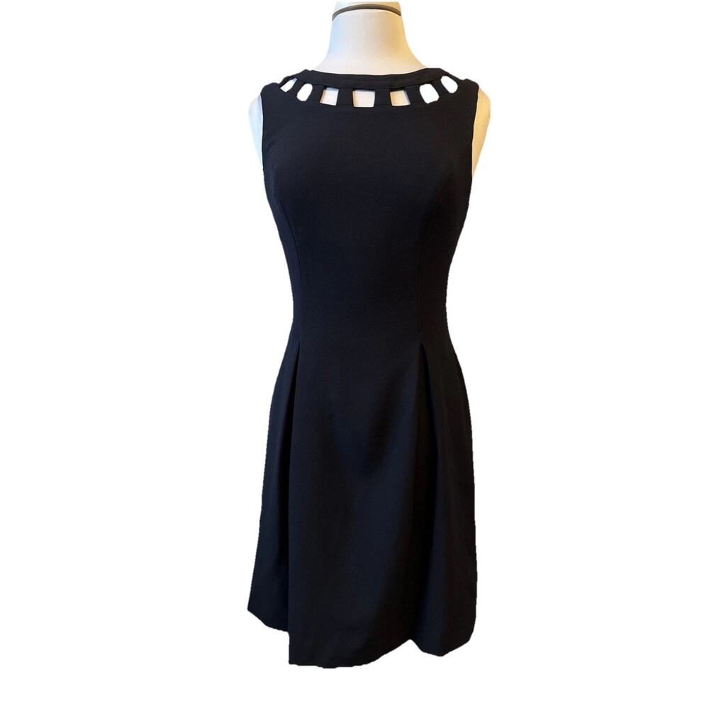 Eliza J Pleated Bi Stretch Flare Navy Blue Dress Womens 6 Cut Out Yoke Classic